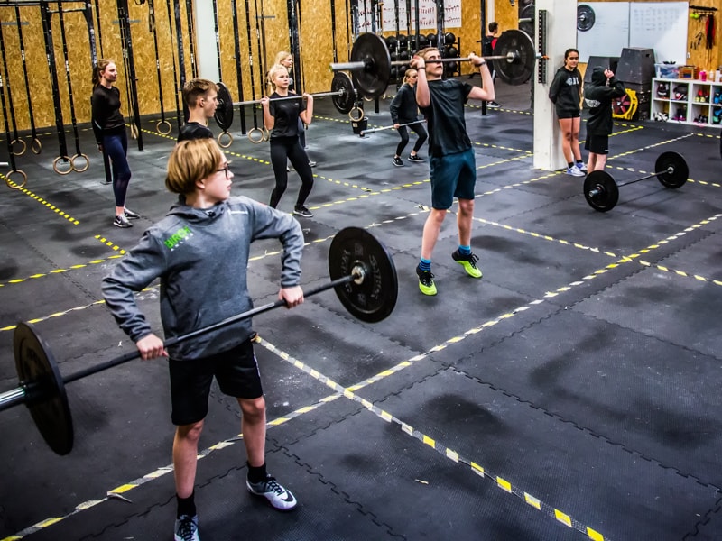 Teen Team Scaled Konkurrence Fighting Fit Gym Crossfit Holstebro